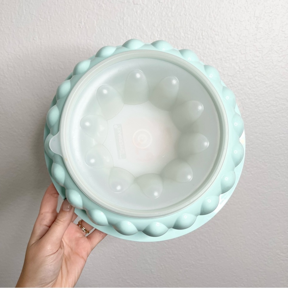 Classic Vintage Tupperware Jello Mold Ice Ring Pale Blue